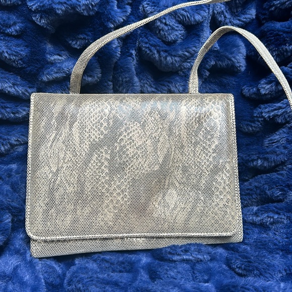 Stuart Weitzman Vintage Gold Evening Shoulder Bag - Picture 2 of 11